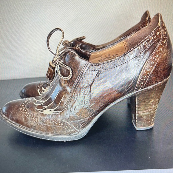 Born Crown Wing tip 39/8 - Picture 1 of 8